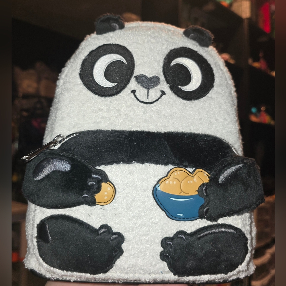 Brand New! Loungefly DREAMWORKS Kung fu Panda Mini Backpack
